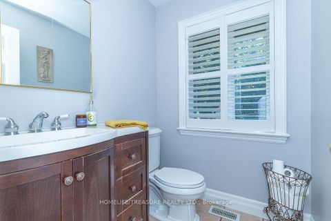 Photo 18 at 39 Yorkleigh Avenue, Humber Heights, Toronto