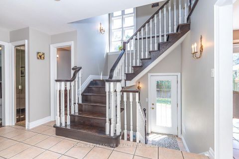 Photo 19 at 39 Yorkleigh Avenue, Humber Heights, Toronto