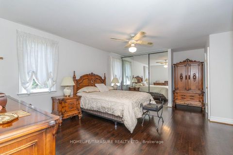 Photo 20 at 39 Yorkleigh Avenue, Humber Heights, Toronto