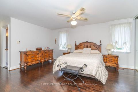 Photo 22 at 39 Yorkleigh Avenue, Humber Heights, Toronto