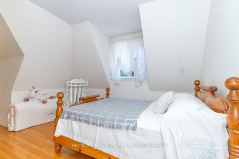 Photo 25 at 39 Yorkleigh Avenue, Humber Heights, Toronto