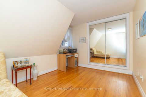 Photo 28 at 39 Yorkleigh Avenue, Humber Heights, Toronto