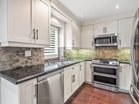 Photo 15 at 19 Jessica Gardens, Yorkhill, Vaughan