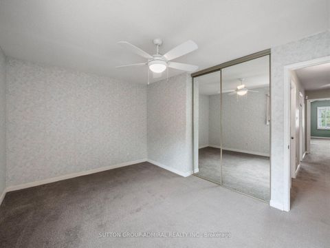 Photo 30 at 19 Jessica Gardens, Yorkhill, Vaughan