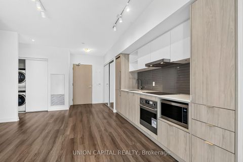 Photo 8 at 909 - 138 Downes Street, Waterfront Communities C8, Toronto
