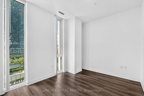 Photo 11 at 909 - 138 Downes Street, Waterfront Communities C8, Toronto