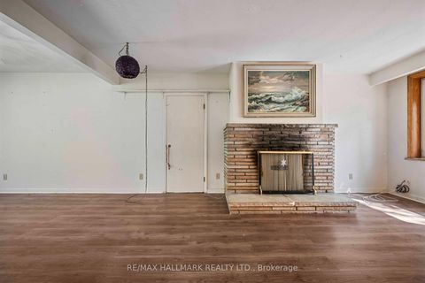 Photo 7 at 4 Crestview Road, Nobleton, King