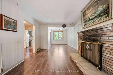 Photo 8 at 4 Crestview Road, Nobleton, King