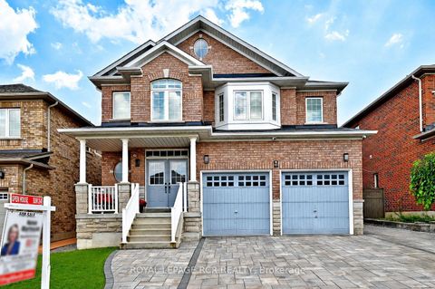 Photo 0 at 43 Ivy Glen Drive, Patterson, Vaughan