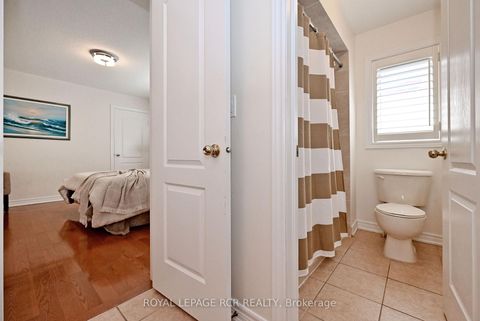 Photo 42 at 43 Ivy Glen Drive, Patterson, Vaughan