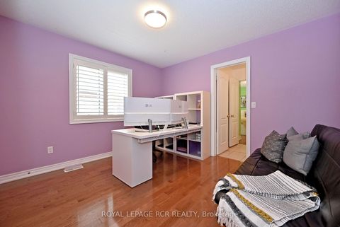 Photo 44 at 43 Ivy Glen Drive, Patterson, Vaughan