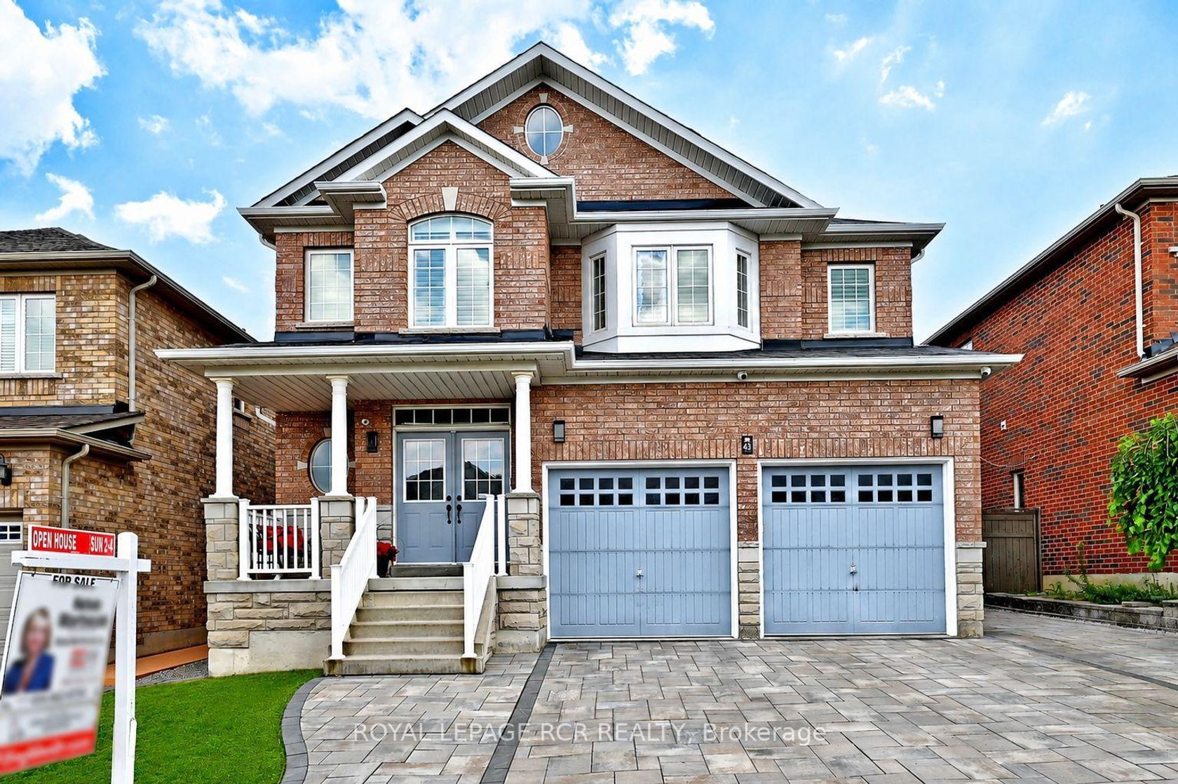43 Ivy Glen Drive, Patterson, Vaughan photo number 2