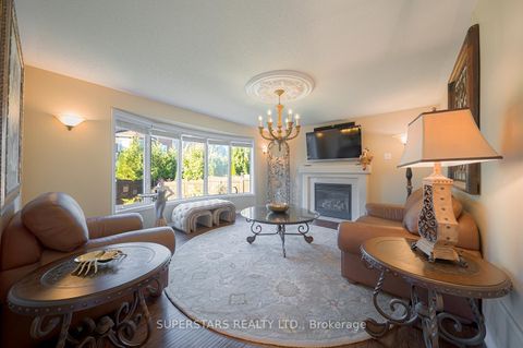 Photo 5 at 166 Worthington Avenue, Oak Ridges Lake Wilcox, Richmond Hill