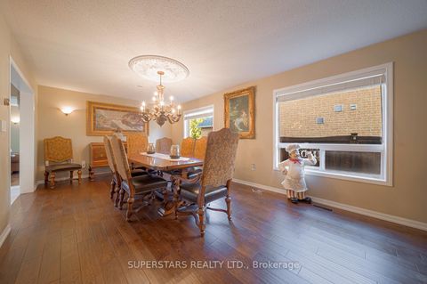 Photo 8 at 166 Worthington Avenue, Oak Ridges Lake Wilcox, Richmond Hill