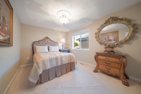 Photo 21 at 166 Worthington Avenue, Oak Ridges Lake Wilcox, Richmond Hill