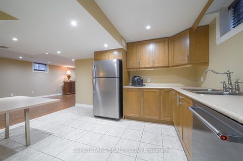 Photo 31 at 166 Worthington Avenue, Oak Ridges Lake Wilcox, Richmond Hill