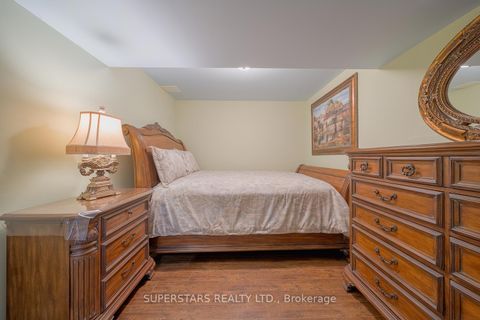 Photo 32 at 166 Worthington Avenue, Oak Ridges Lake Wilcox, Richmond Hill