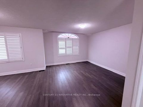 Photo 2 at 2130 Taggart Court, Alcona, Innisfil