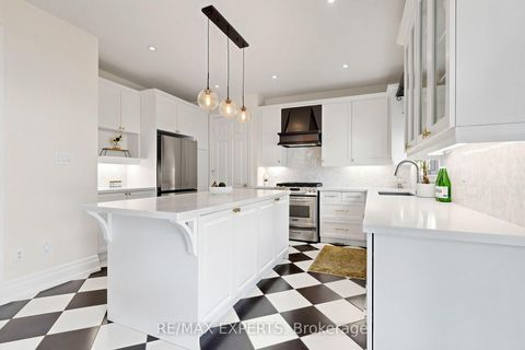 Photo 13 at 30 Alhart Street, Jefferson, Richmond Hill