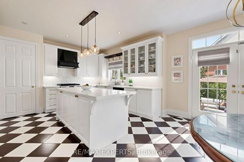 Photo 14 at 30 Alhart Street, Jefferson, Richmond Hill