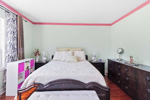 Photo 13 at 32 Kirknewton Road, Fairbank, Toronto