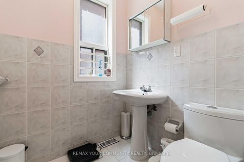 Photo 21 at 32 Kirknewton Road, Fairbank, Toronto
