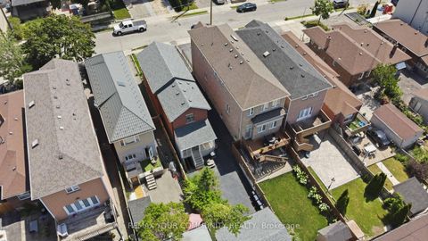 Photo 30 at 32 Kirknewton Road, Fairbank, Toronto