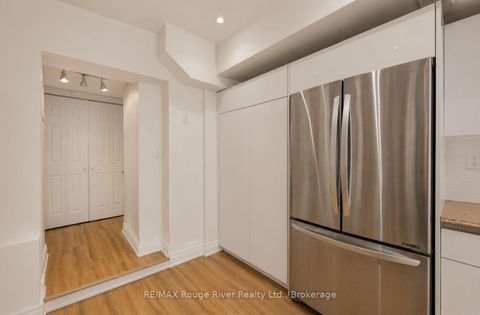 Photo 18 at 821 Craven Road, Coxwell, Toronto