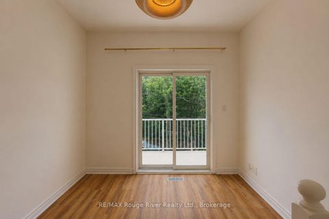 Photo 19 at 821 Craven Road, Coxwell, Toronto
