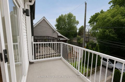 Photo 23 at 821 Craven Road, Coxwell, Toronto