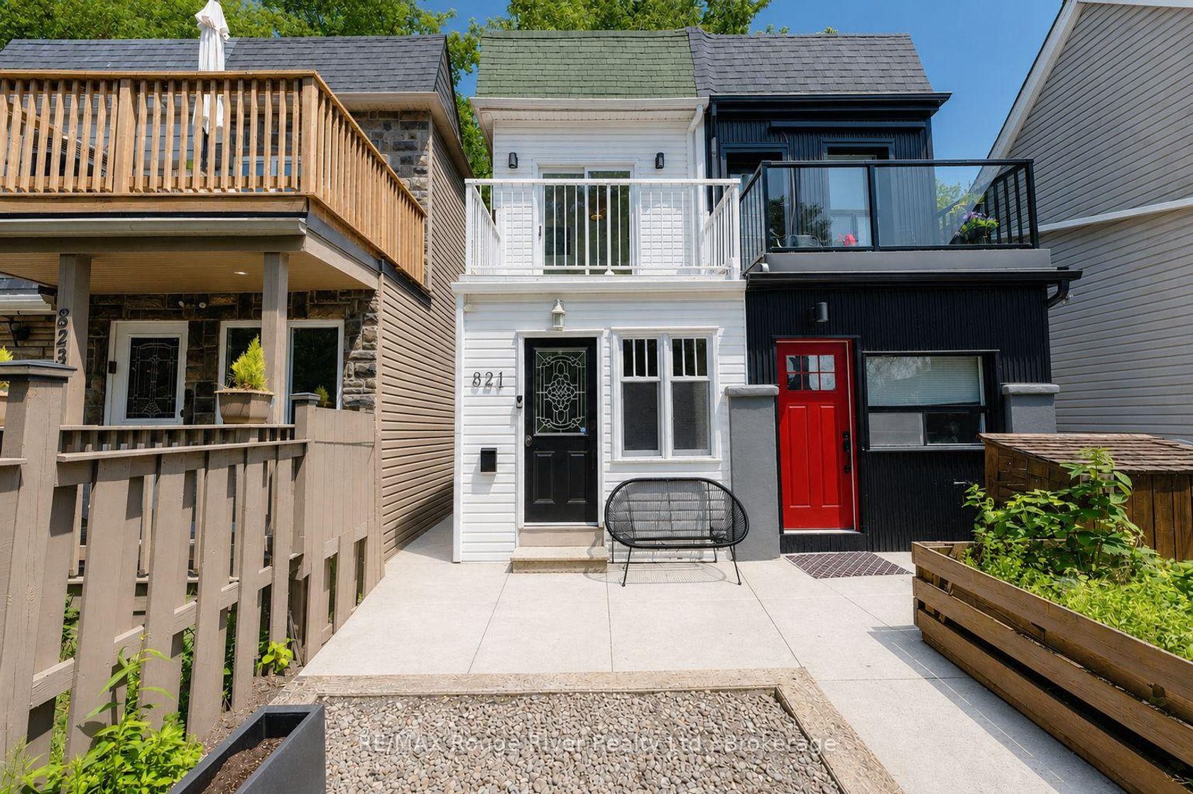 821 Craven Road, Coxwell, Toronto 