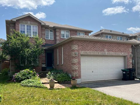Photo 1 at 43 Dunnett Drive, Ardagh, Barrie