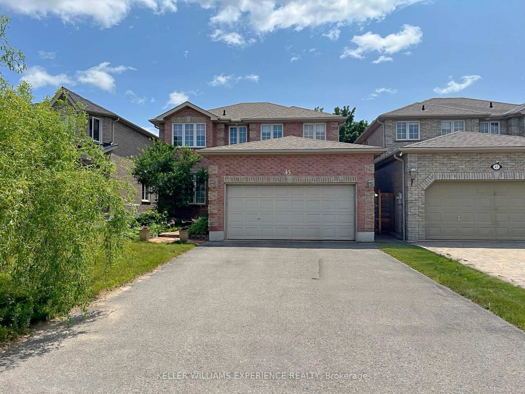 43 Dunnett Drive, Ardagh, Barrie photo 2