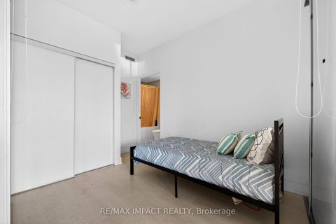 Photo 11 at 813 - 308 Jarvis Street, Yonge Corridor, Toronto