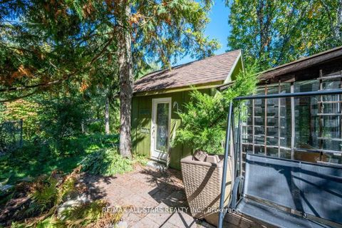 Photo 25 at 40 Riverglen Drive, Keswick South, Georgina