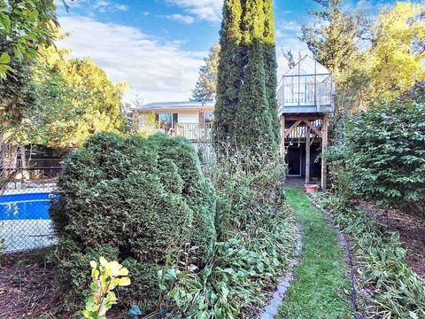 Photo 44 at 40 Riverglen Drive, Keswick South, Georgina