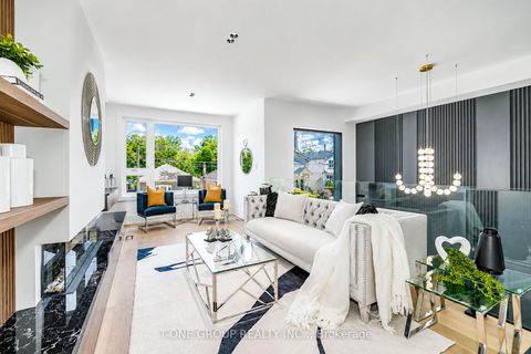 Photo 16 at 570 Main Street, Lumsden, Toronto