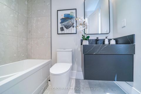 Photo 35 at 570 Main Street, Lumsden, Toronto