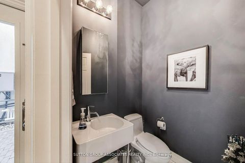 Photo 11 at 202 Forest Hill Road, Forest Hill South, Toronto