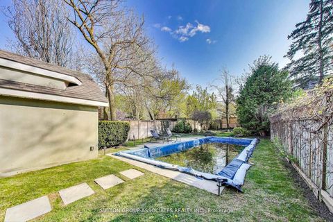 Photo 16 at 202 Forest Hill Road, Forest Hill South, Toronto