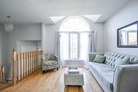 Photo 3 at 53 FOREST DALE Drive, Little Lake, Barrie