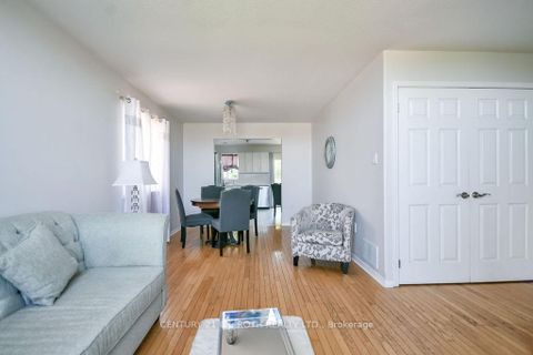 Photo 4 at 53 FOREST DALE Drive, Little Lake, Barrie