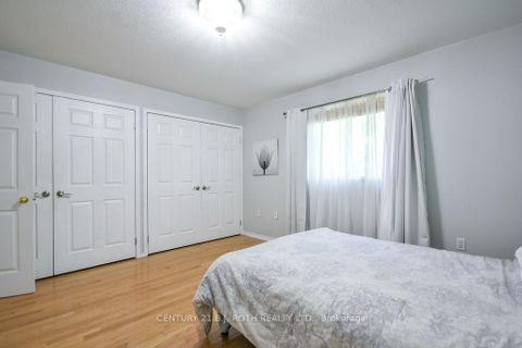 Photo 13 at 53 FOREST DALE Drive, Little Lake, Barrie