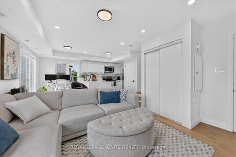 Photo 8 at 90 - 200 Mclevin Avenue, Malvern, Toronto