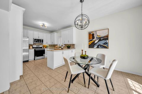 Photo 13 at 614 Society Crescent, Summerhill Estates, Newmarket