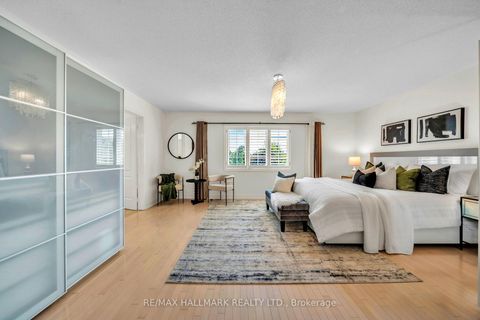 Photo 19 at 614 Society Crescent, Summerhill Estates, Newmarket