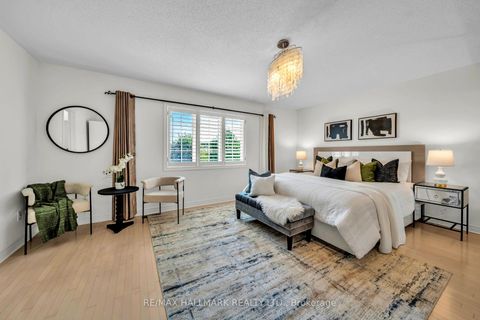 Photo 20 at 614 Society Crescent, Summerhill Estates, Newmarket