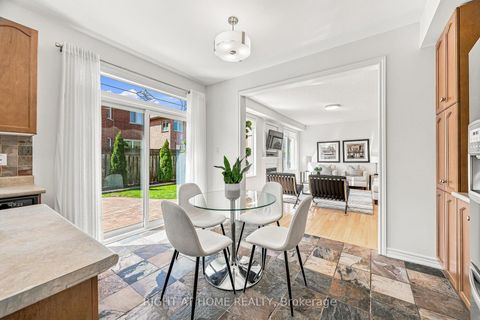 Photo 12 at 9 Grand Oak Drive, Oak Ridges, Richmond Hill
