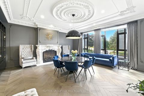 Photo 4 at 10 Hillavon Drive, Rosethorn, Toronto