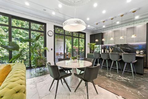 Photo 10 at 10 Hillavon Drive, Rosethorn, Toronto